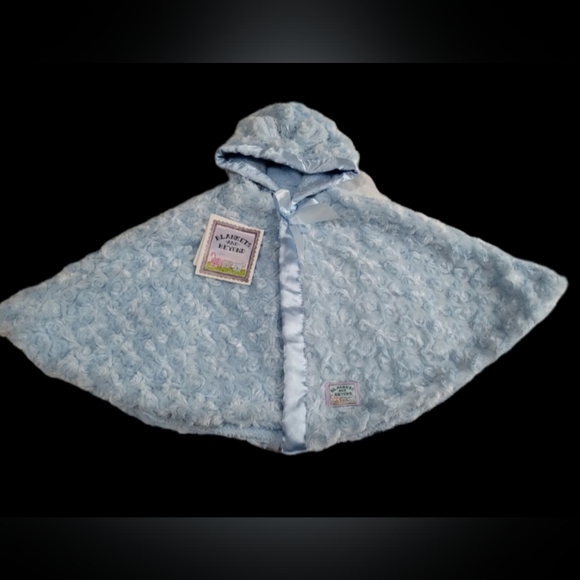Infant blue fleece cape NWT unisex by Blankets and Beyond - Picture 2 of 5